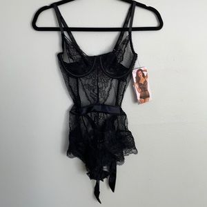 NEW W/ TAGS Floral Lace and Fishnet Black Teddy